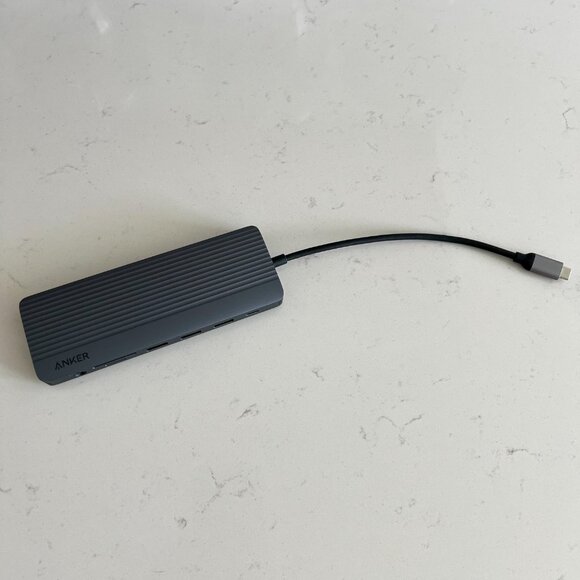 Anker 14-in-1 USB C Hub Laptop Docking Station Triple Display 4K HDMI 1080P VGA - Picture 14 of 14